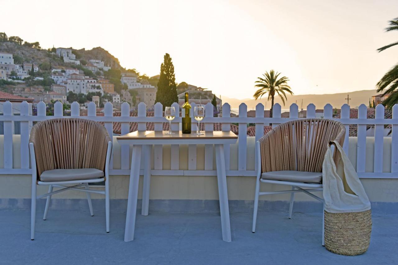 Unique Luxury Suites هيدرا المظهر الخارجي الصورة